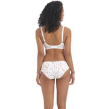 Freya Daydreaming Brief