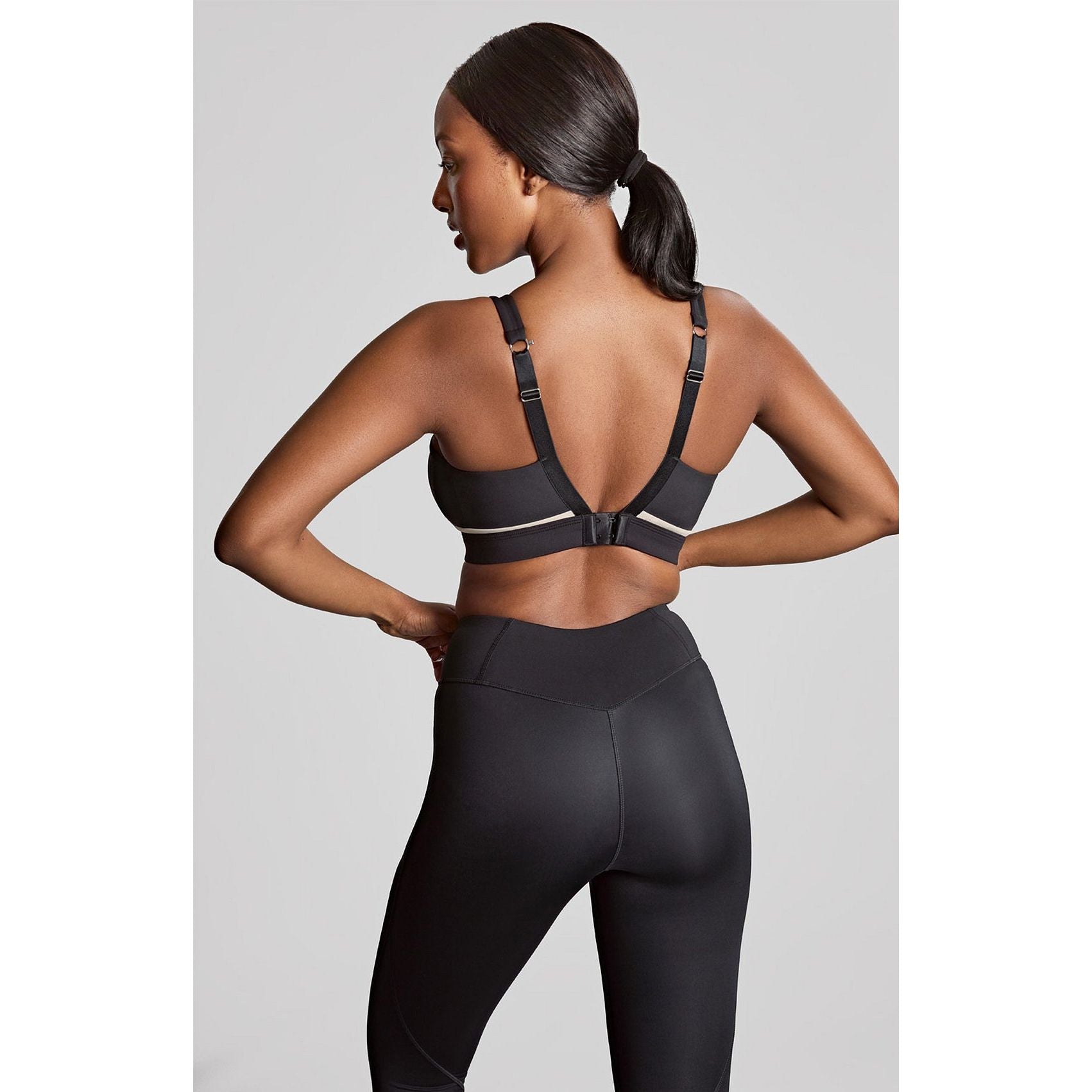 Panache Freedom - non wired / non padded sports bra - Black/Chalk